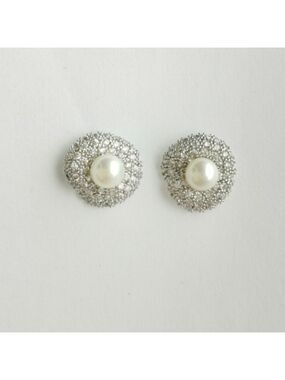 White Pearl CZ 14k White Gold Plated Stud Earrings 🆕